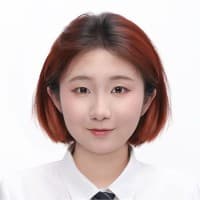 Portrait of Junyi Zhang